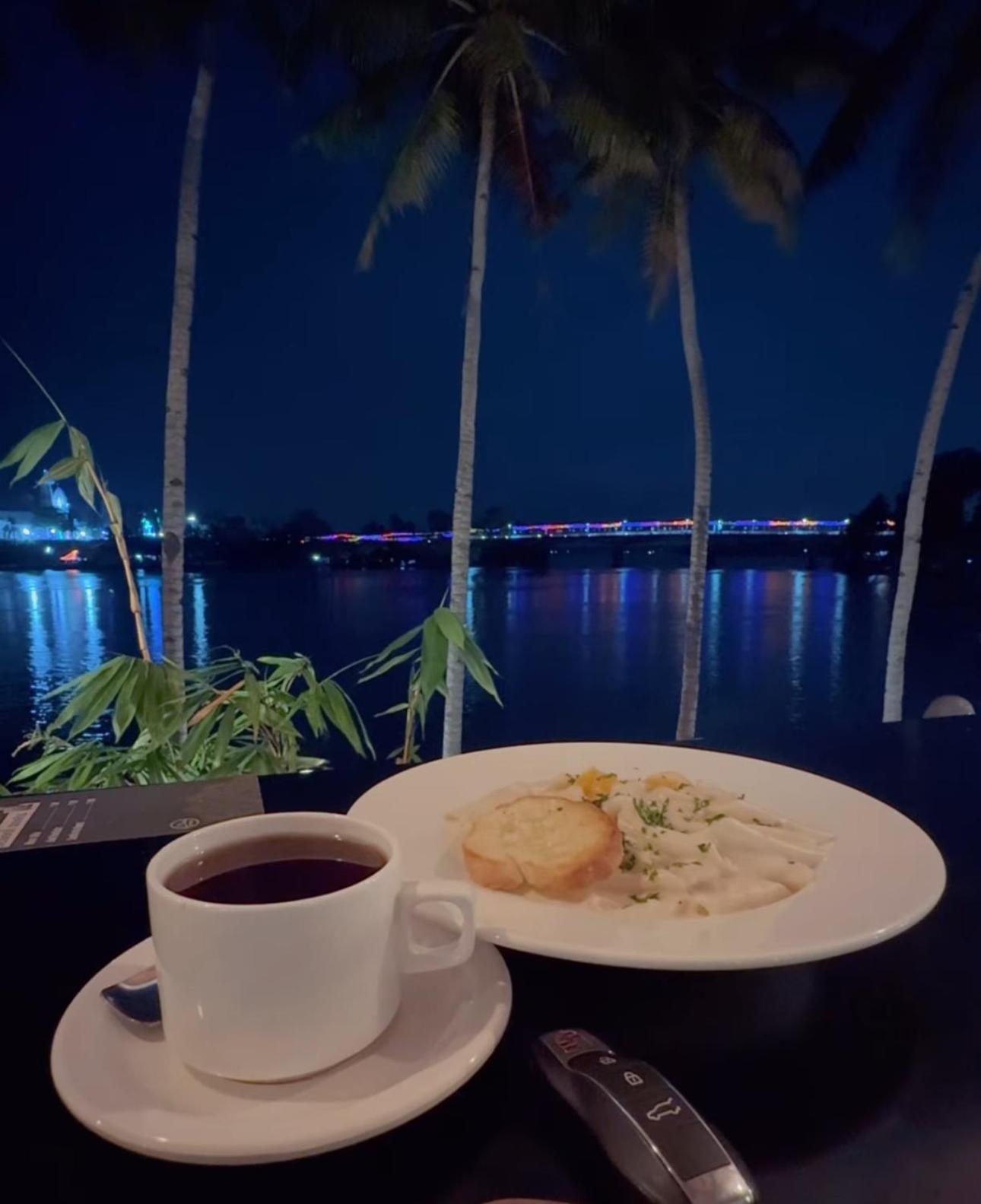 Jaladarshini Lakeside Gardens Bed and Breakfast Kollam Exteriör bild
